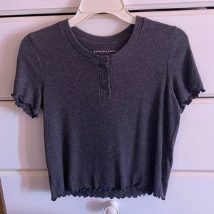 American eagle top fits well